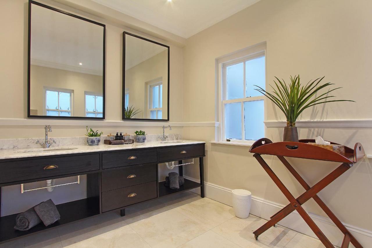 Guest house Manor 4*